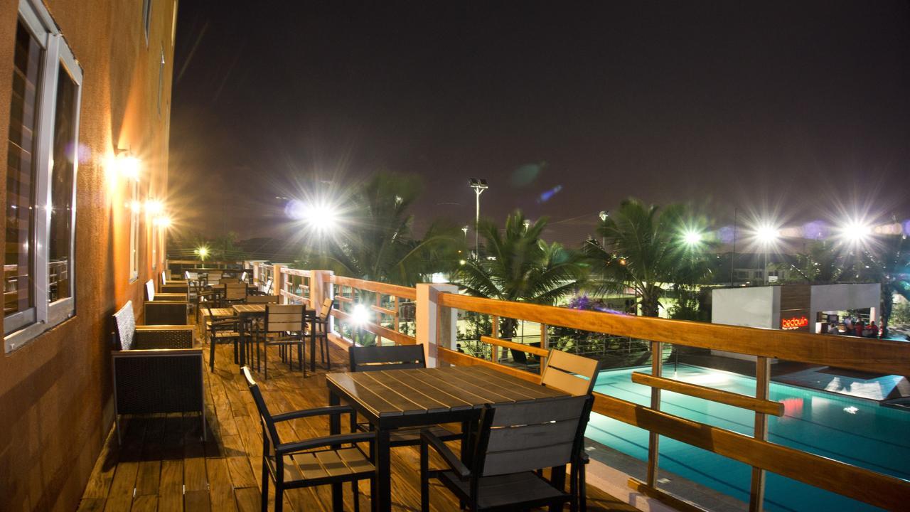 M Suites Hotel Accra Ngoại thất bức ảnh
