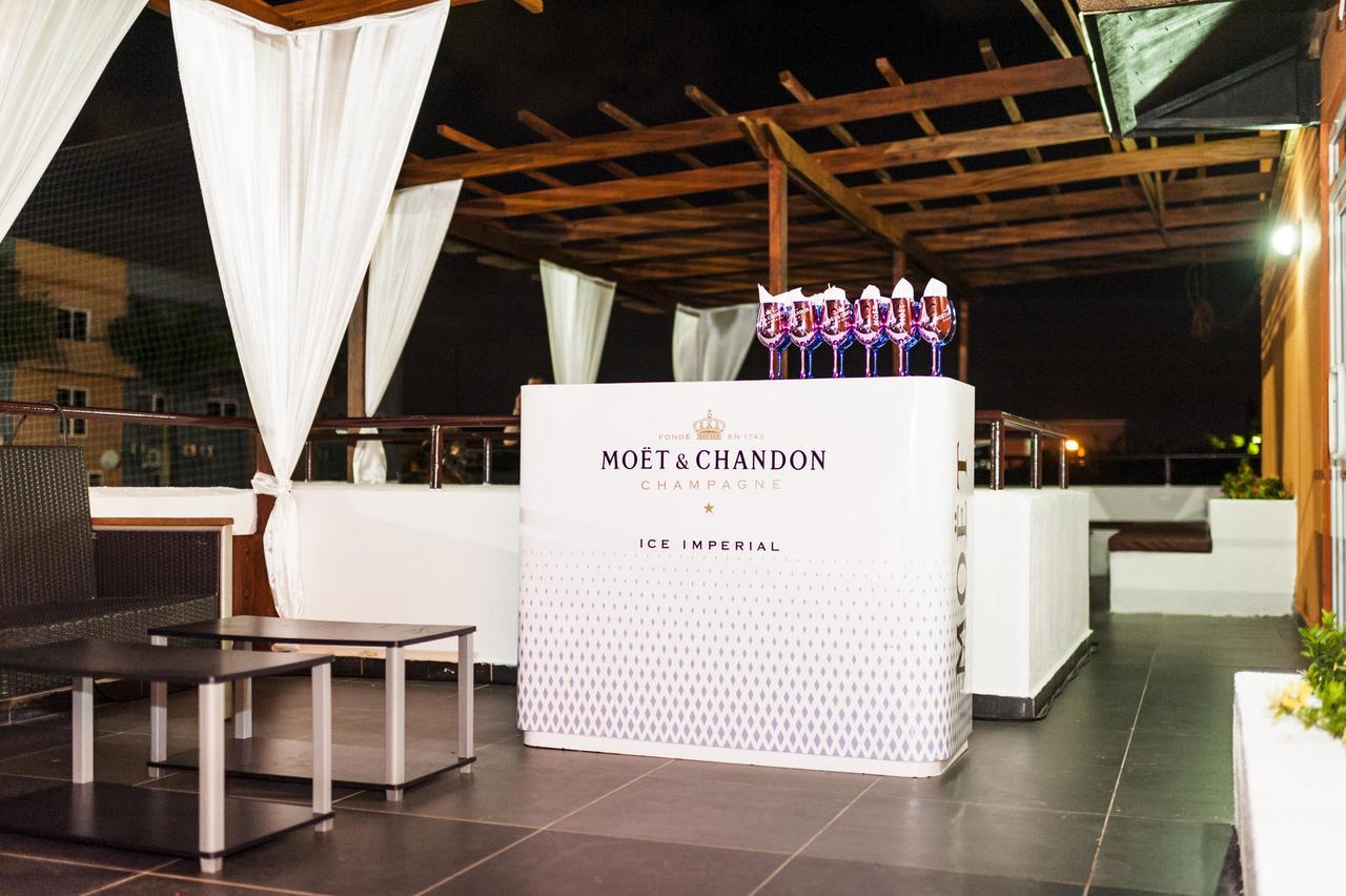 M Suites Hotel Accra Ngoại thất bức ảnh