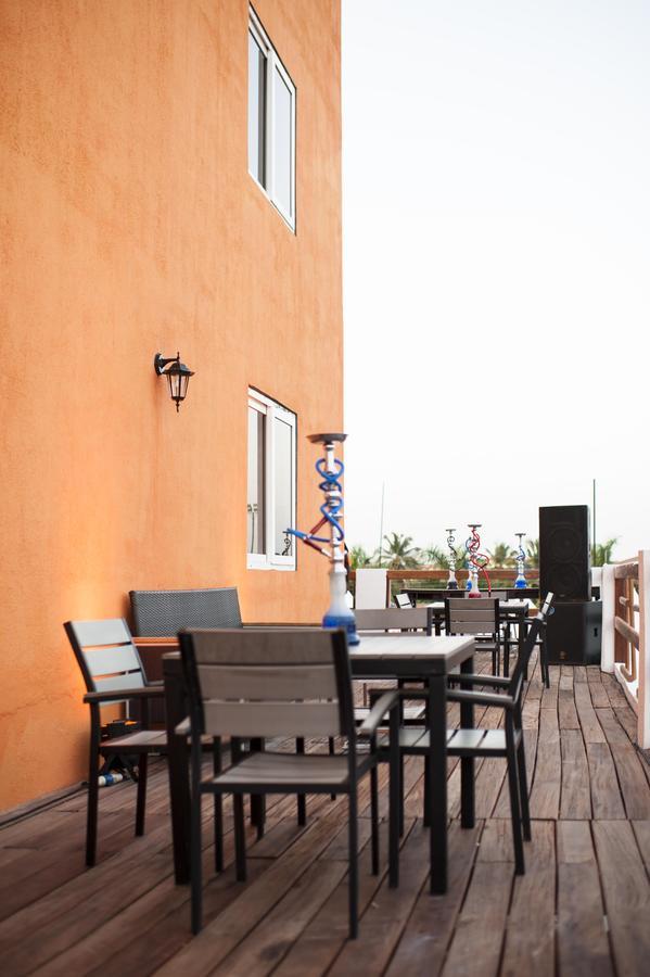 M Suites Hotel Accra Ngoại thất bức ảnh